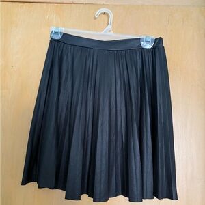 Chic Black Mini Skirt